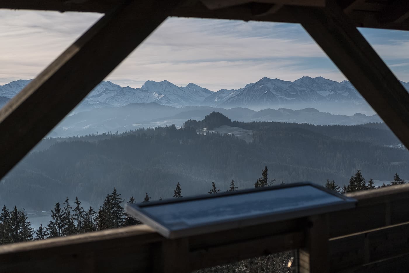 Aussicht Chuderhuesi Aussichtsturm im Emmental