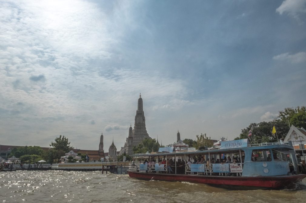 Fähre zum Wat Arun