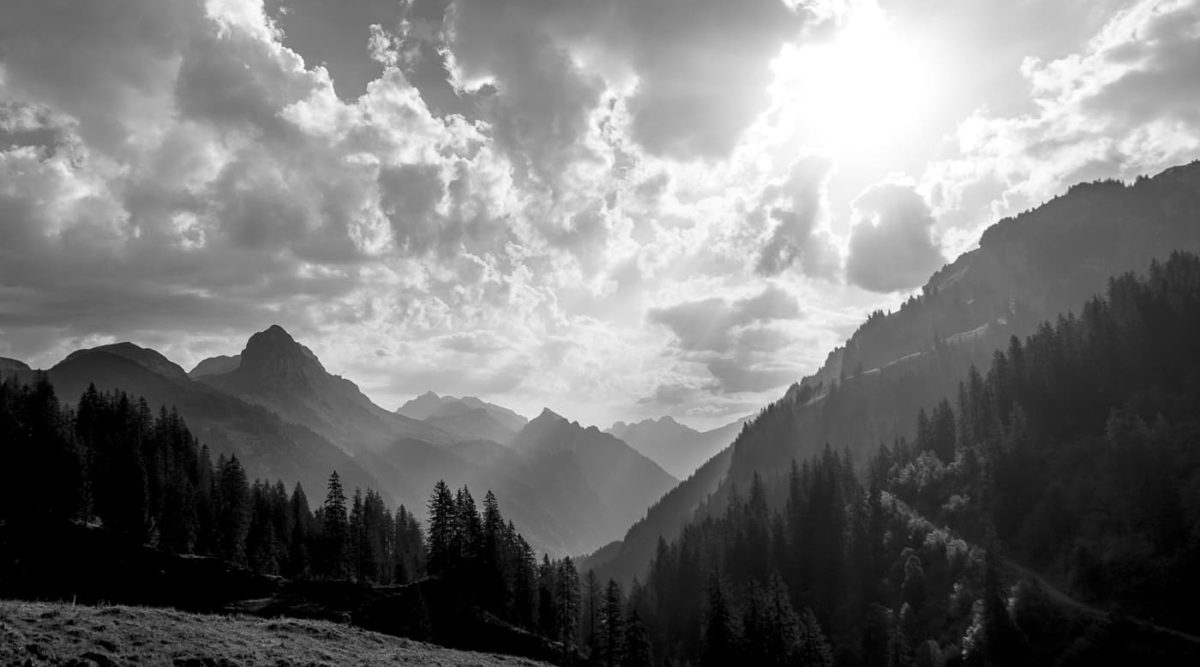 Berglandschaft schwarzweiss