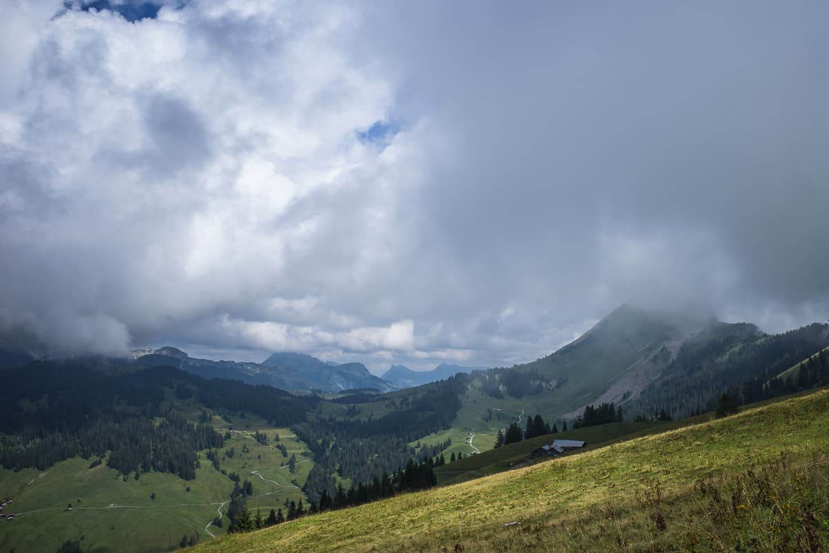 Bewoelkte Landschaft