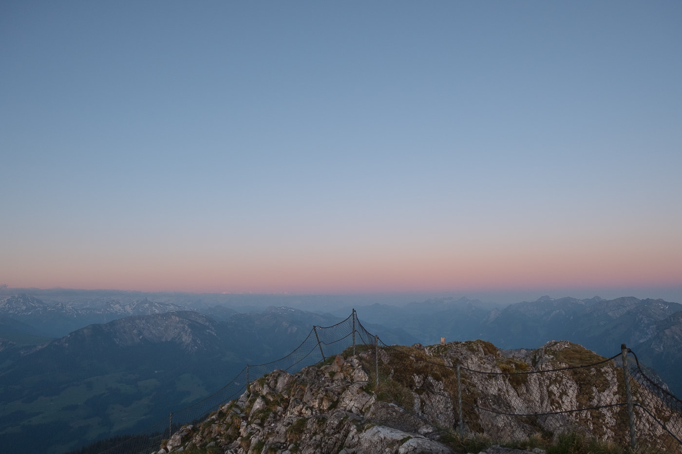 daemmerung vor sonnenaufgang