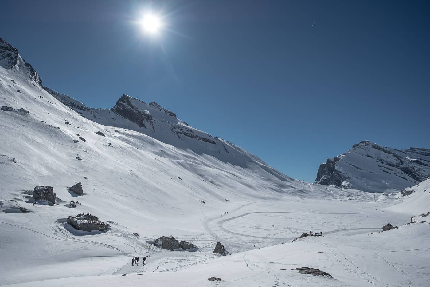 Daubensee oberhalb Leukerbad im gefrorenen Zustand