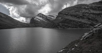 Leukerbad: Der Daubensee auf dem Gemmipass Leukerbad: Der Daubensee auf dem Gemmipass