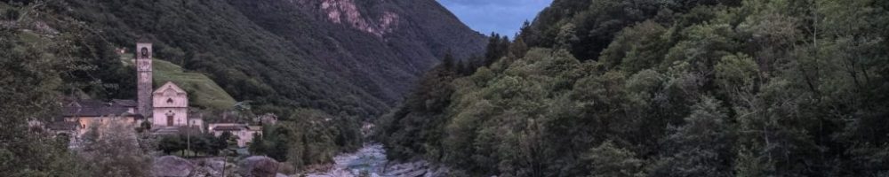 Aussicht über Lavertezzo im Verzascatal, Tessin