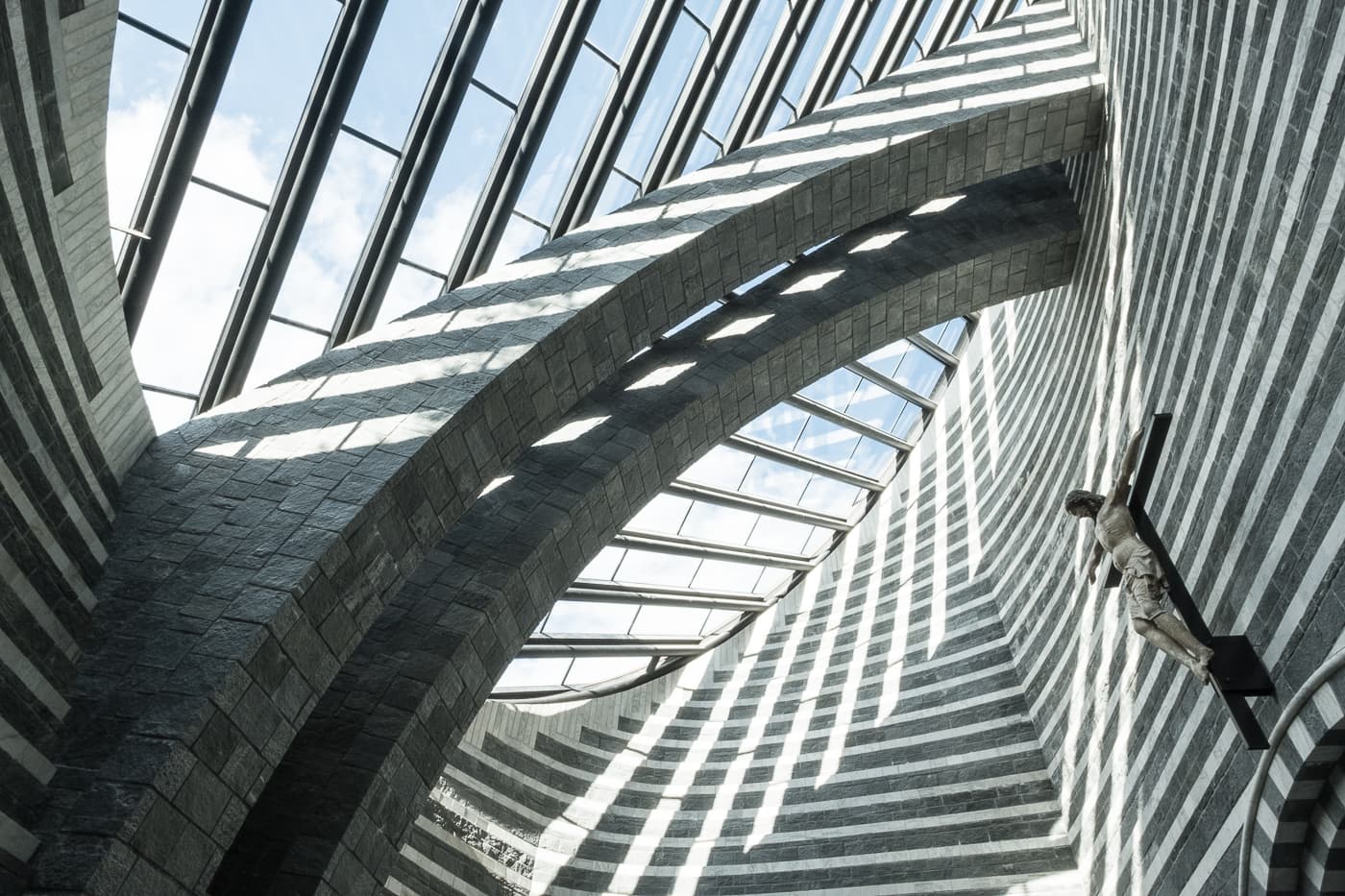 Mario Botta Kirche Maggiatal Mogno Tessin