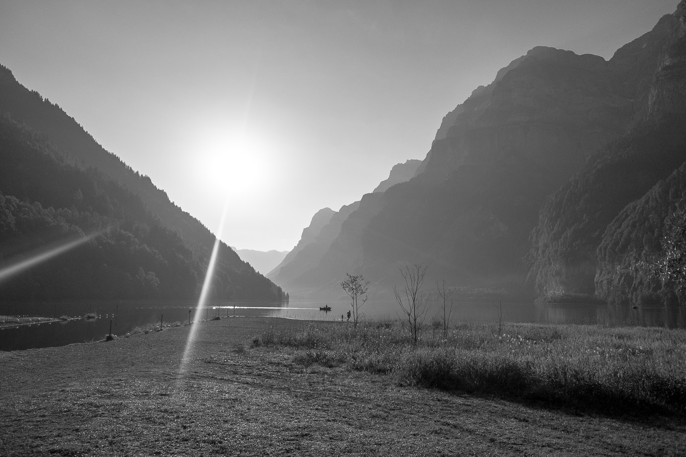 Morgenstimmung am Kloentalersee