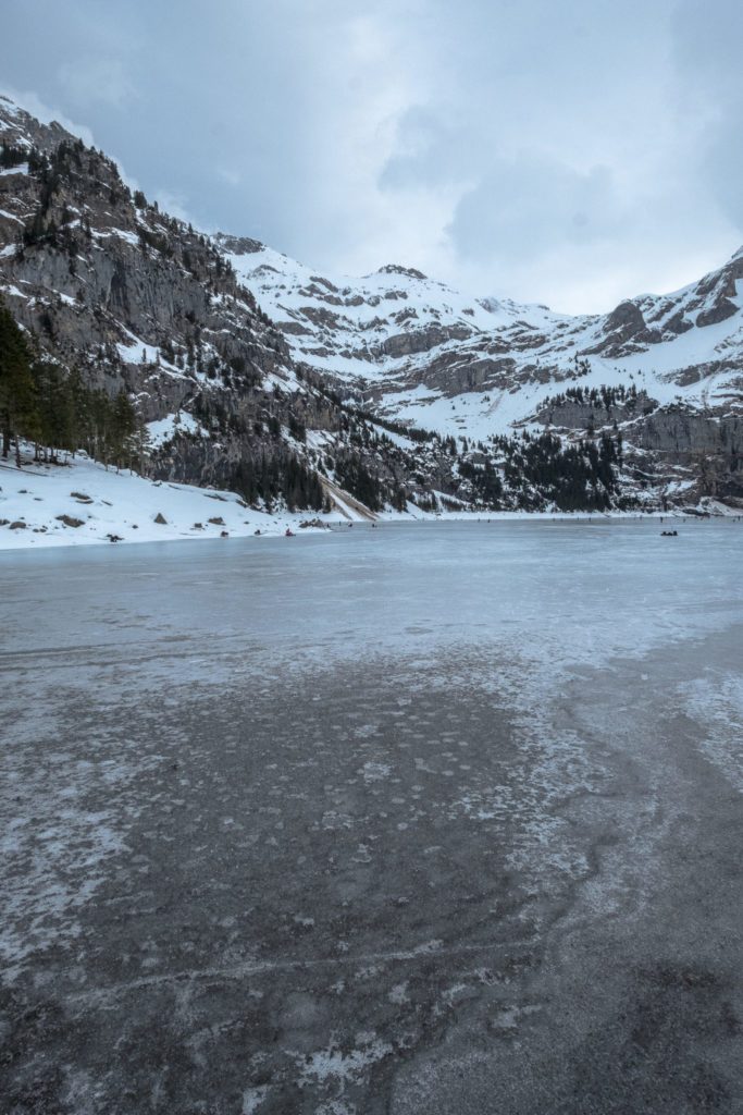 Schwarzeis Oeschinensee