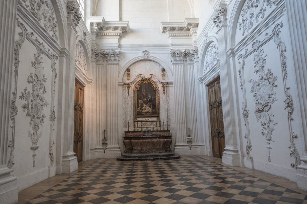 palais des ducs dijon interieure