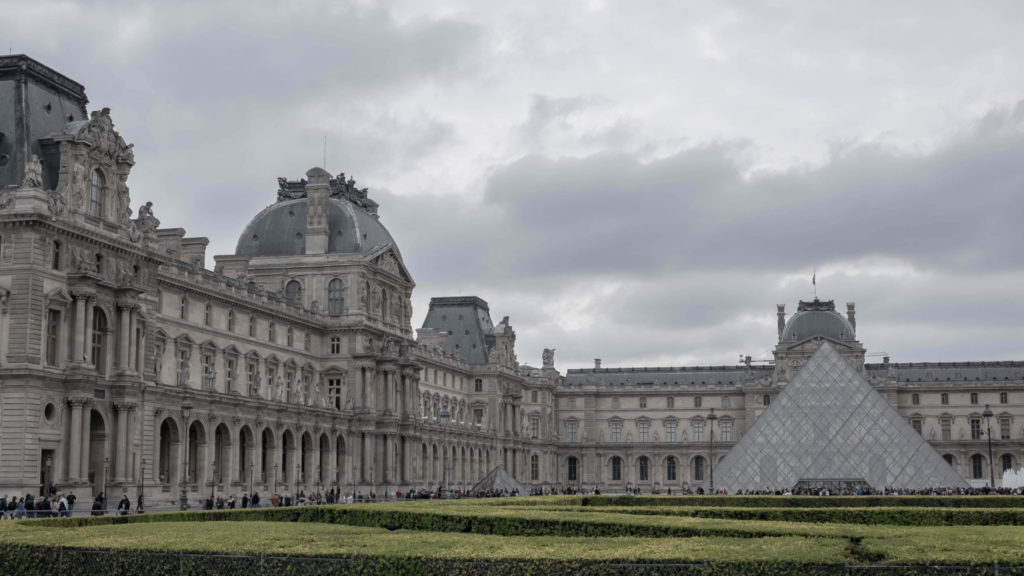 Paris Louvre