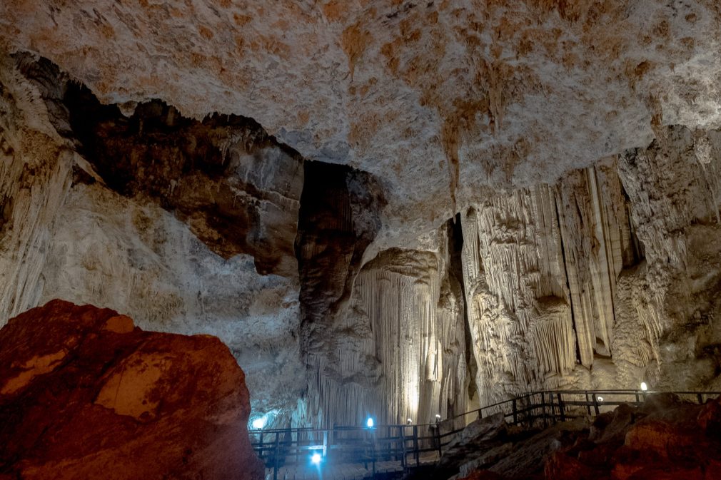 Railay Beach Diamond Cave
