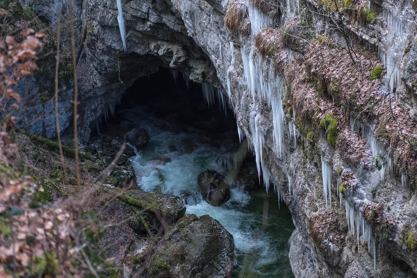 Schlucht Areuse im WInter