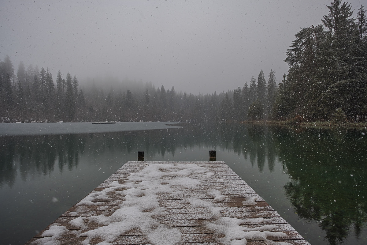 schneefall-crestasee