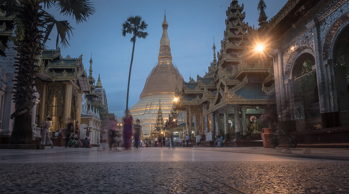 shwedagon pagode yangon myanmar