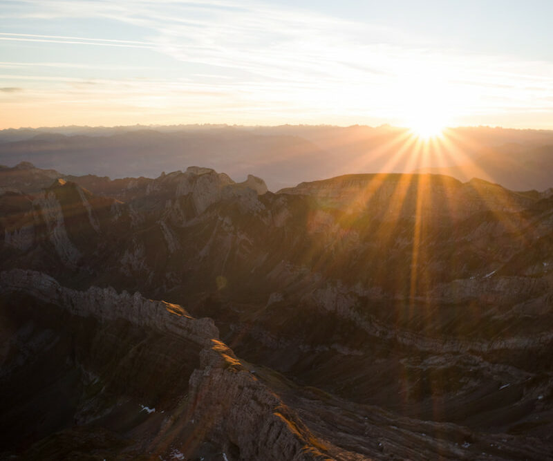 Sonnenaufgang in den Alpen