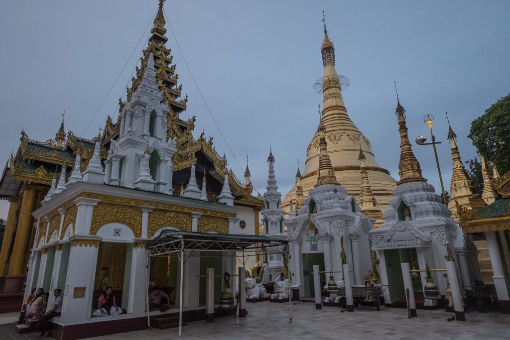 yangon shwedagon pagode